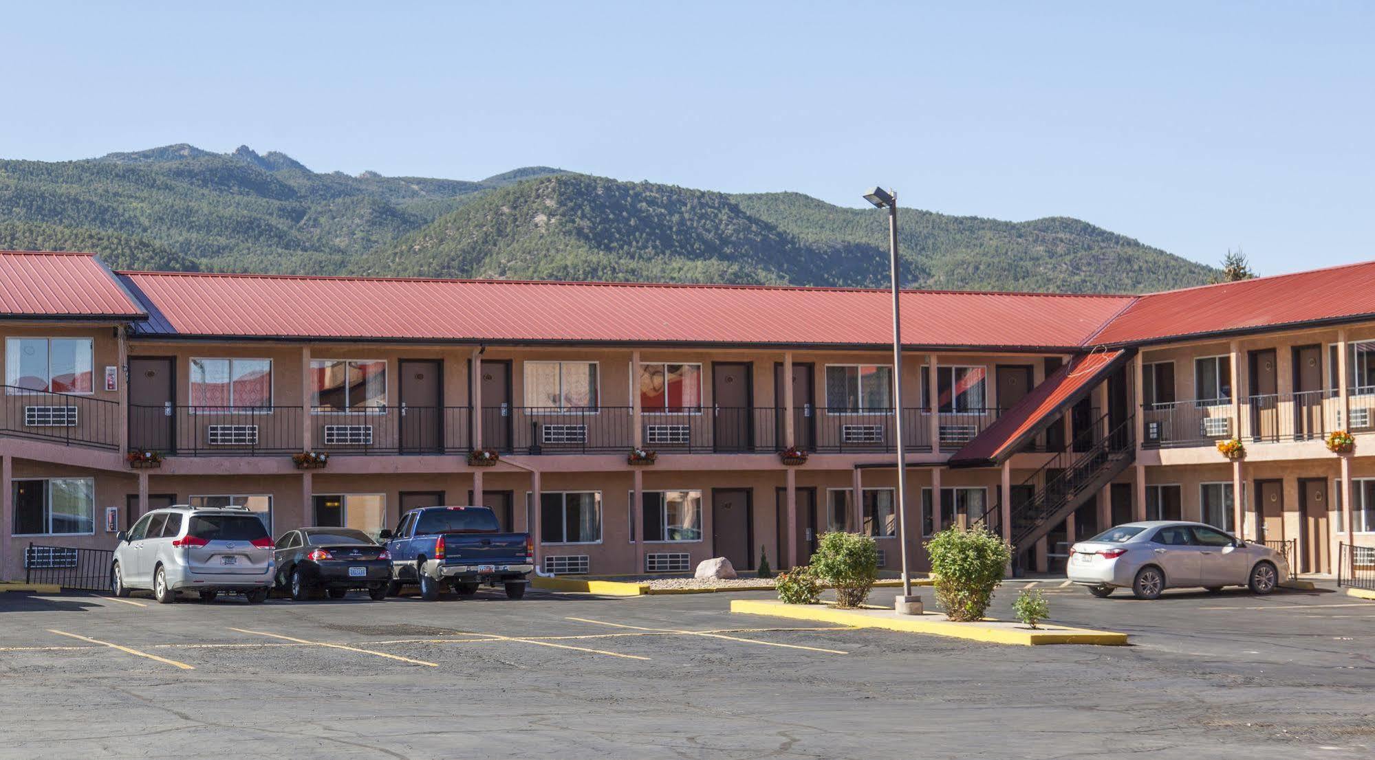 Mountain View Lodge Parowan Bagian luar foto