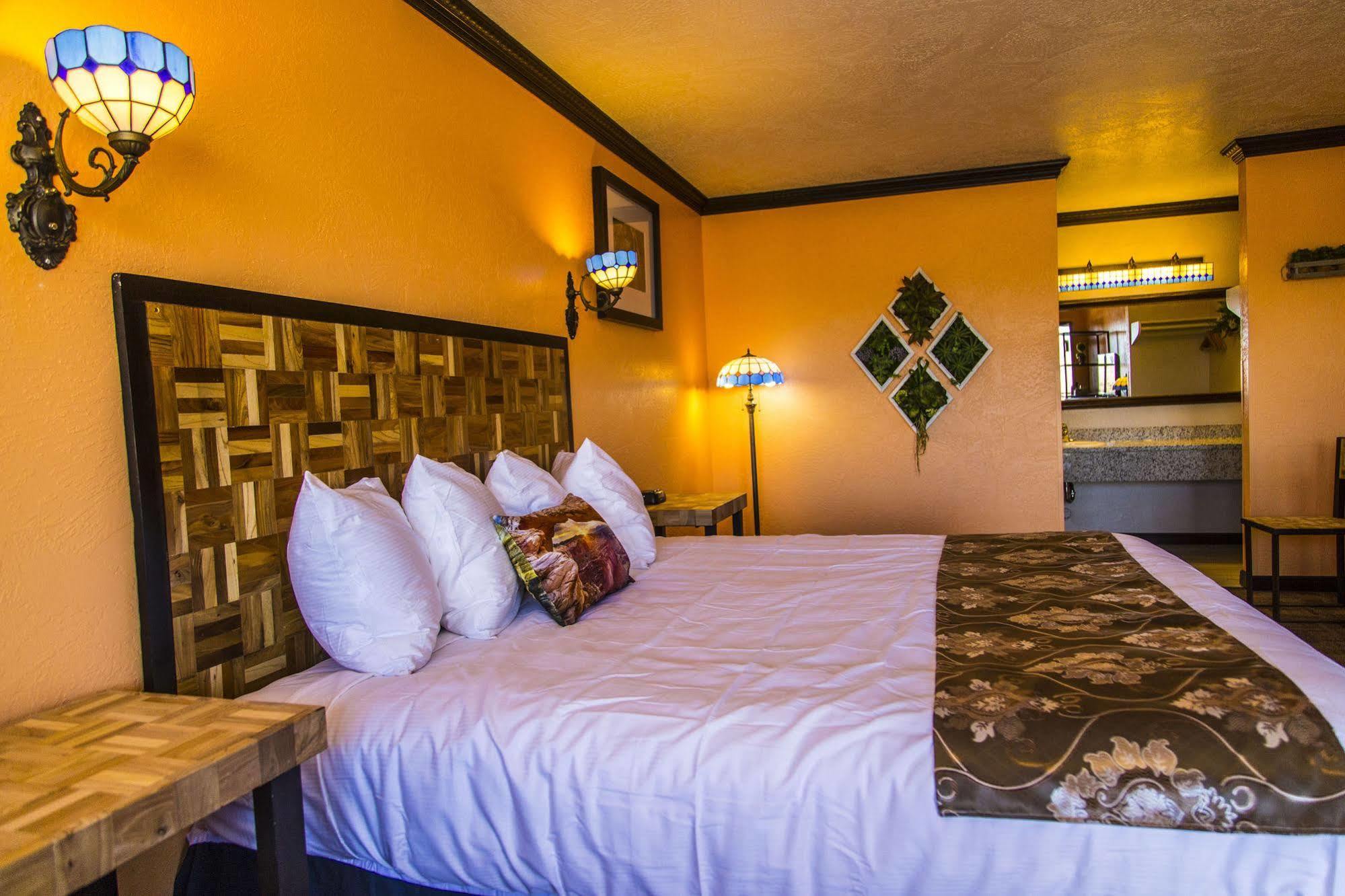 Mountain View Lodge Parowan Bagian luar foto