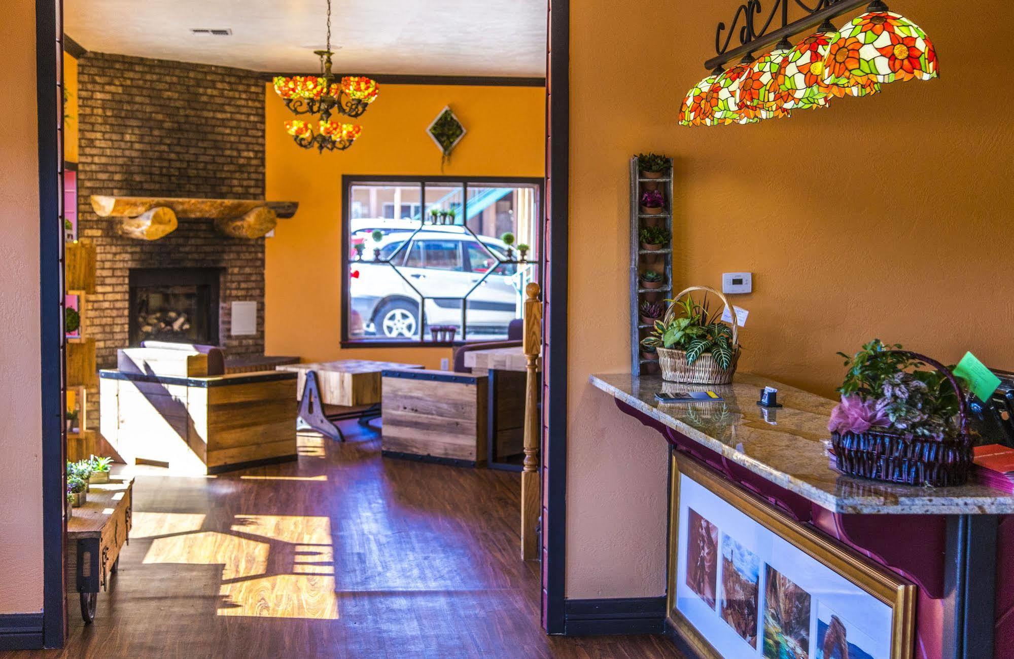 Mountain View Lodge Parowan Bagian luar foto